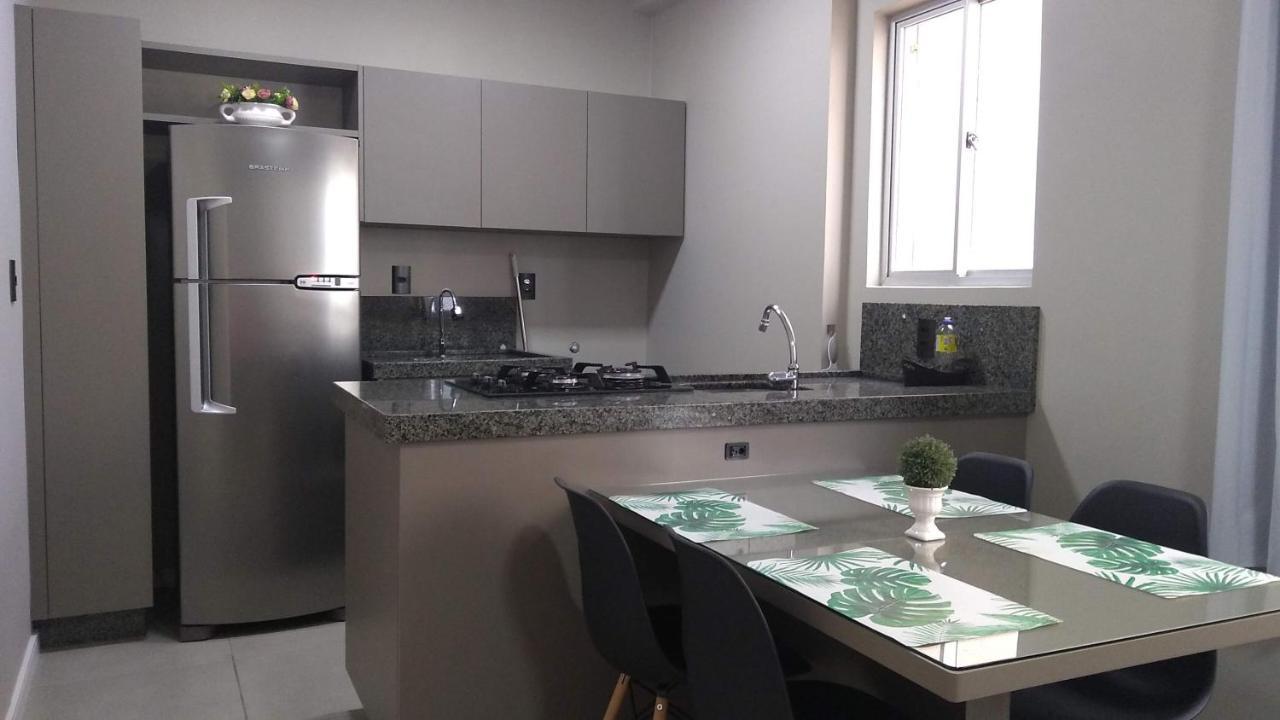 Apartamento Avenida Brasil Bc Apartamento